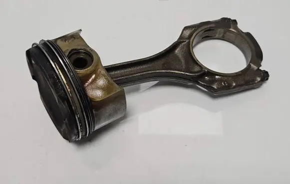 BMW X5 E70 Piston with connecting rod 7843237