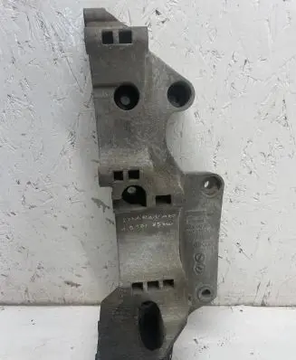 Volkswagen Sharan Engine mounting bracket 045903143C 20131