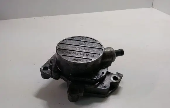Volkswagen Golf IV Vacuum pump 038145101B