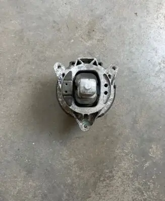 BMW 3 GT F34 Engine mount bracket 6850220 291012