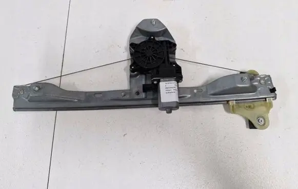Renault Twingo III Front door window regulator with motor 