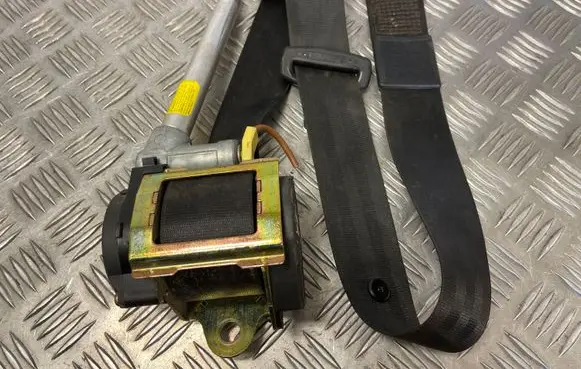 Audi A3 S3 8L Front seatbelt 0566289401
