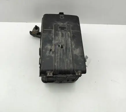 Volkswagen PASSAT B7 Fuse box set 1K0915325B 1K0915333