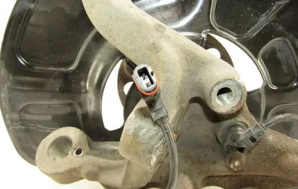 Mercedes-Benz E W212 Front wheel hub