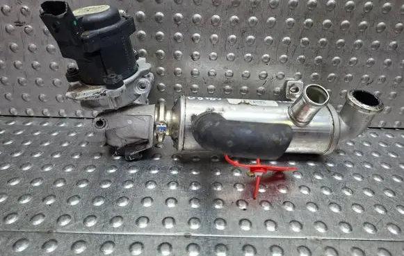 Citroen Berlingo EGR valve S27624158 9658203780