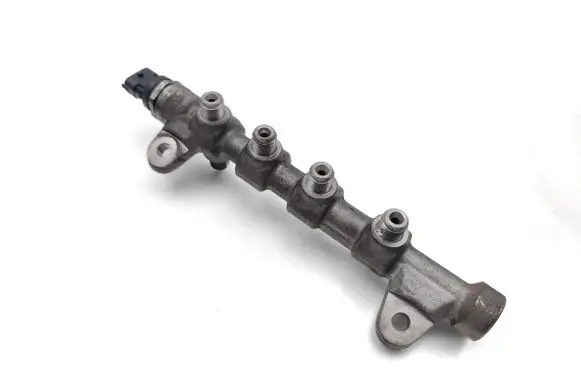 Opel Insignia A Fuel main line pipe 55576177 0445214221