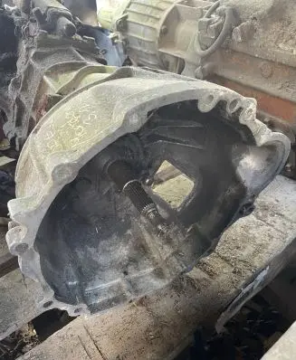 Opel Monterey Manual 5 speed gearbox 45108768