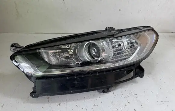 Ford Mondeo MK V Headlight/headlamp