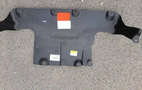 Porsche Cayenne (92A) Engine splash shield/under tray 95850428500