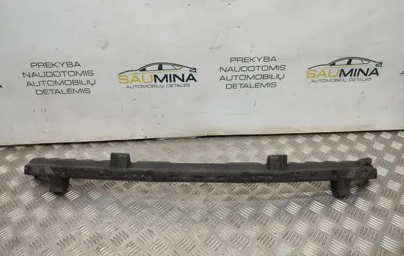 Front bumper foam support bar