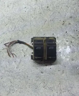 Seat Toledo II (1M) Electric window control switch 8L0959851