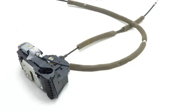 Nissan Qashqai Front door lock