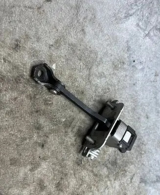 Citroen Berlingo Front door lock loop/hook striker 9181P2