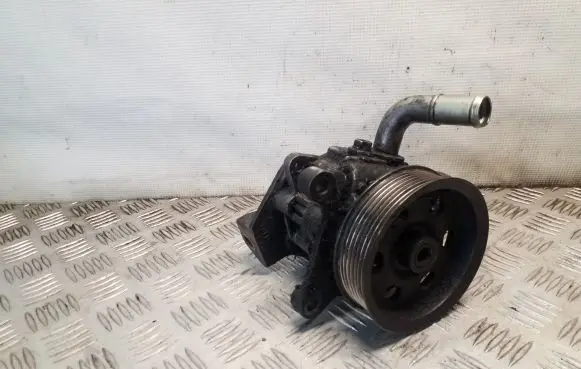 Jeep Grand Cherokee (WK) Power steering pump