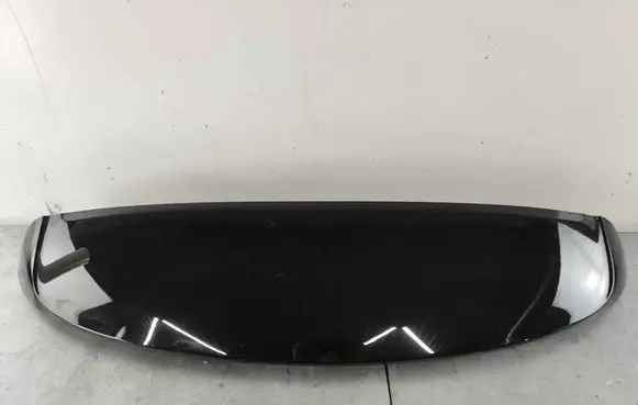 Tailgate/trunk spoiler