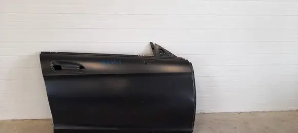 Mercedes-Benz CLS C218 X218 Front door