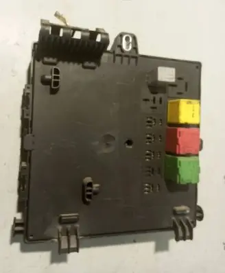 Opel Signum Fuse box set 13205776 09061883