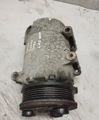 Volvo V70 Air conditioning (A/C) compressor (pump) 31267514 08W212 R134RRF