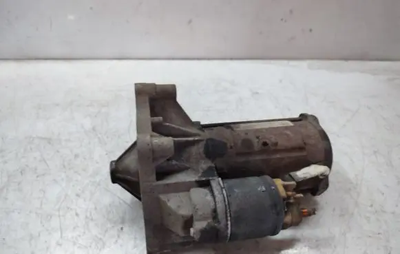 Peugeot 308 Starter motor 9654561480