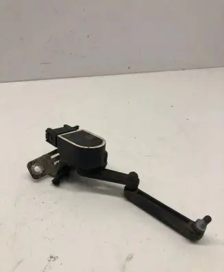 BMW 5 F10 F11 Headlight/headlamp level sensor 6784075