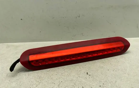KIA Sportage Third/center stoplight 1755 S32E111755