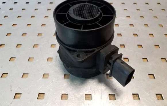 Chrysler 300 - 300C Mass air flow meter F00C2G7006