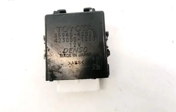 Toyota RAV 4 (XA30) Window wiper relay 8594042020 85940-42020