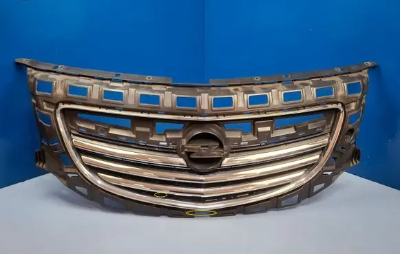 Opel Insignia A Front bumper upper radiator grill 13238420 903200040