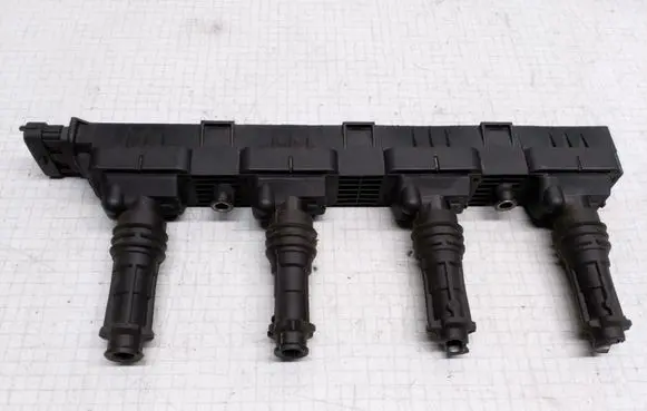 Opel Agila A High voltage ignition coil 0221503015