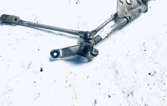 Honda FR-V Front wiper linkage and motor