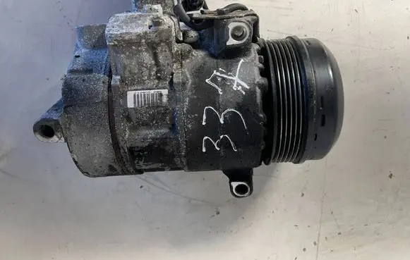 Mercedes-Benz Sprinter W906 Air conditioning (A/C) compressor (pump) a0032308711