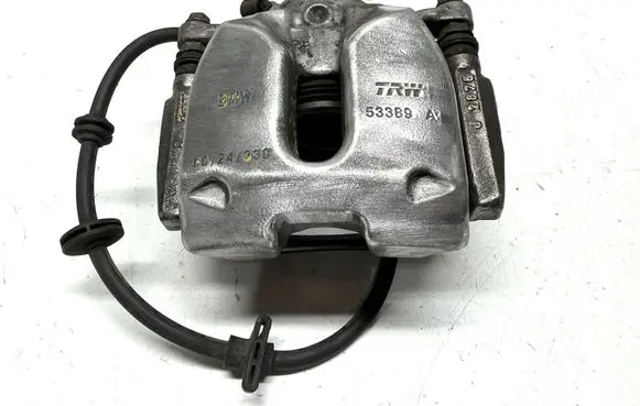 BMW 5 G30 G31 G38 Front brake caliper 53389A 6024330