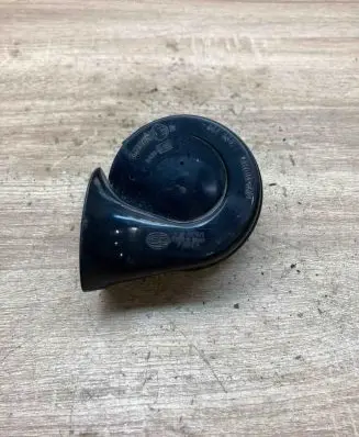 Volkswagen PASSAT B6 Horn signal 007424 A28657625