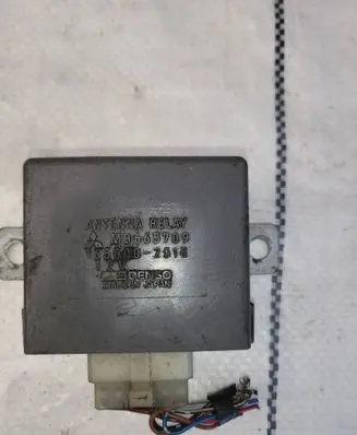 Mitsubishi Pajero Other relay Mb665709