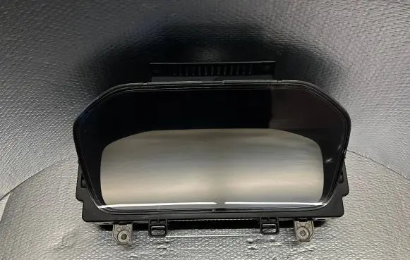 Speedometer (instrument cluster)