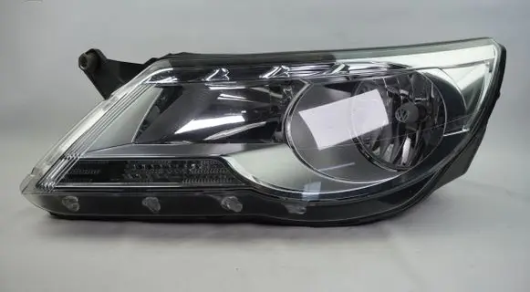 Volkswagen Tiguan Headlight/headlamp 5N1941031AB 1ED24703801