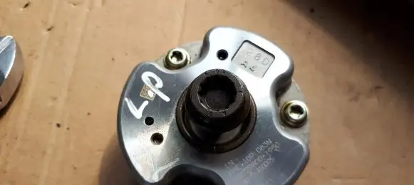Audi A6 S6 C7 4G other engine part 06E109083N