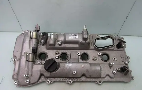 Lexus IS III XE30 Rocker cam cover 