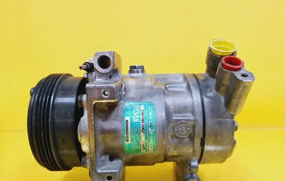 Renault Clio II Air conditioning (A/C) compressor (pump) 8200037058