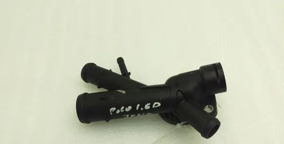 Volkswagen Polo V 6R Engine coolant pipe/hose 03L121131AA