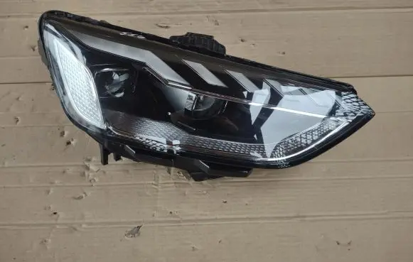 Audi A4 S4 B9 8W Headlight/headlamp 8W0941036E