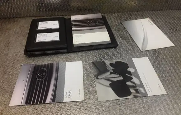 Lexus RX XU10 User manual 