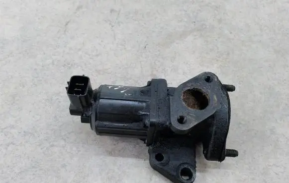 Mazda 5 EGR valve K5T70871