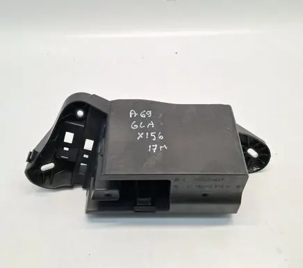 Battery bracket
