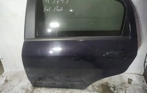 Fiat Punto (188) Rear door melynos