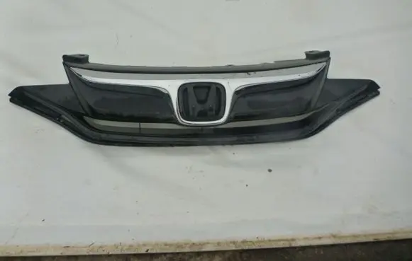 Honda Jazz Front bumper upper radiator grill