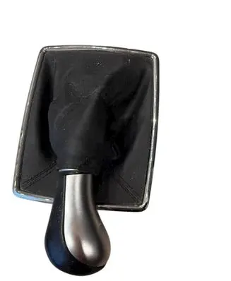 Rear view mirror (interior)