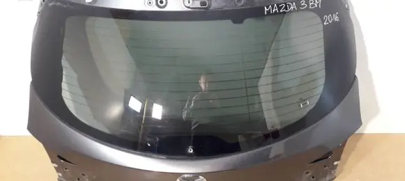 Mazda 3 II Opening tailgate glass 