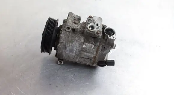 Volkswagen PASSAT B6 Air conditioning (A/C) compressor (pump) 1K0820803P