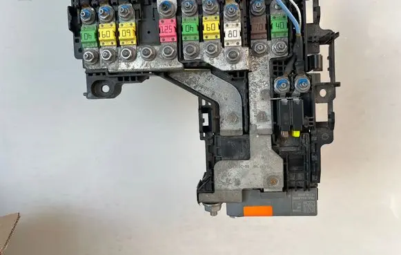 Citroen C4 II Picasso Positive cable (battery) 9665878180